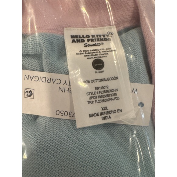 Sanrio Hello Kitty Little Skiing Womens Cardigan Button Front Sweater Size XXL - Picture 7 of 8